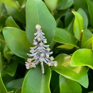Small Silver Rhinestone Christmas Tree Brooch/Pin